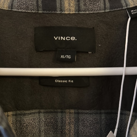 Vince Men’s Flannel - Picture 4 of 9